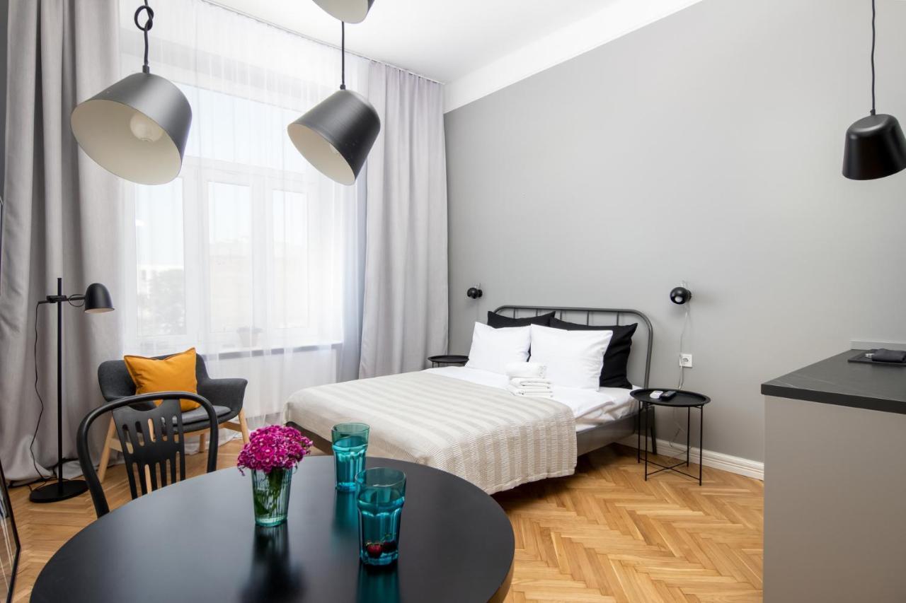 Barbacan Suites - Old Town Apartments - By Upstairs 크라쿠프 외부 사진