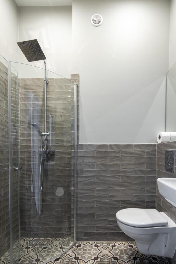 Barbacan Suites - Old Town Apartments - By Upstairs 크라쿠프 외부 사진